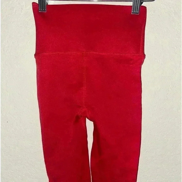High-Waisted SculptKnit Persimmon Red Camo Legging Size XS - Picture 4 of 8